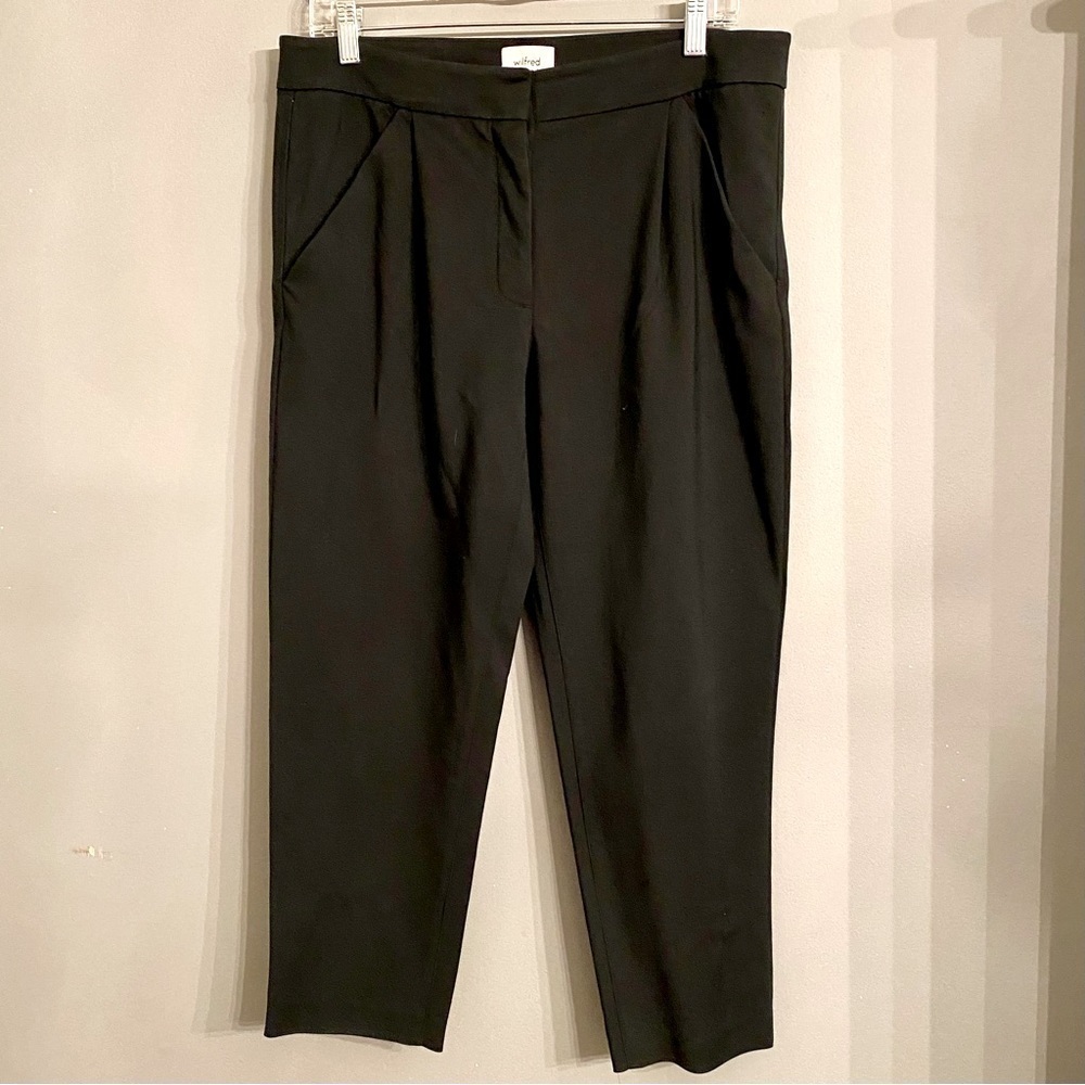Aritzia Wilfred Black Cropped Trousers